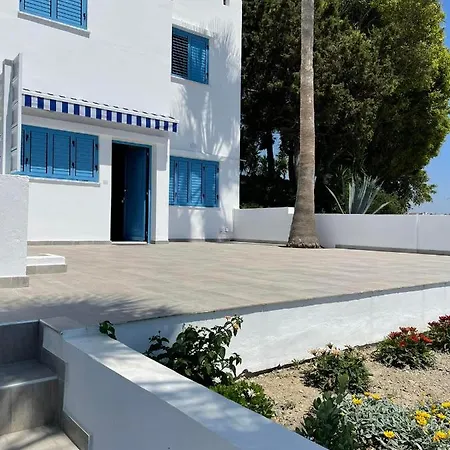 Ikaria Village Maisonette 10 アパート Klorakas