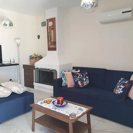 アパート Ikaria Village Maisonette 10 Klorakas
